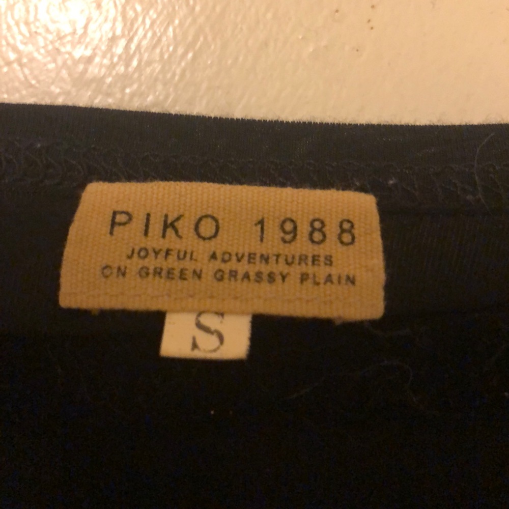 Piko long sleeve black shirt